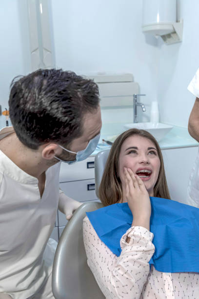 Best Cracked Tooth Emergency Dentist  in Great Falls Crossing, VA